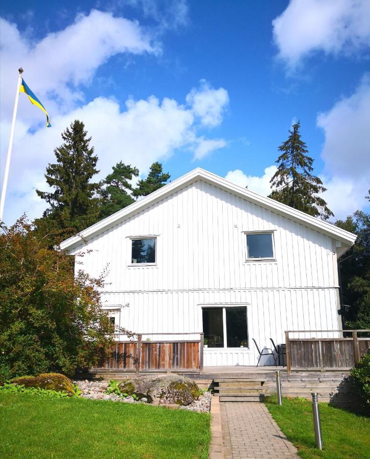 Arrive Bed & Breakfast, Landvetter Exterior photo